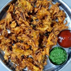 A picture of Onion pakoda recipe | Kanda bajji| Pyaz ke pakore.