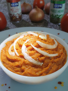 ટોમેટો ઇટાલિયન ચટણી (Tomato Italian chutney recipe in Gujarati) રેસીપી મુખ્ય ફોટો