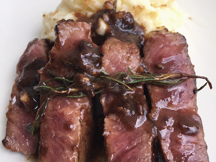 Cara Mudah Membikin Resep Wagyu steak barbecue sauce yang Lezat Anti Ribet, Bisa Manjain Lidah