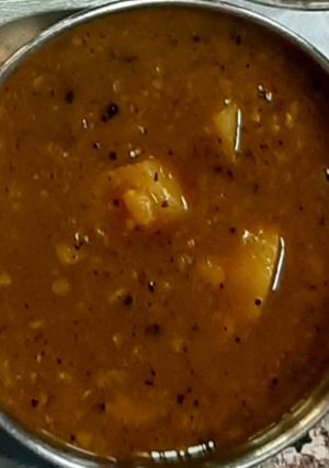 A picture of Imli-gud ki dal / tamarind- jaggery dal.