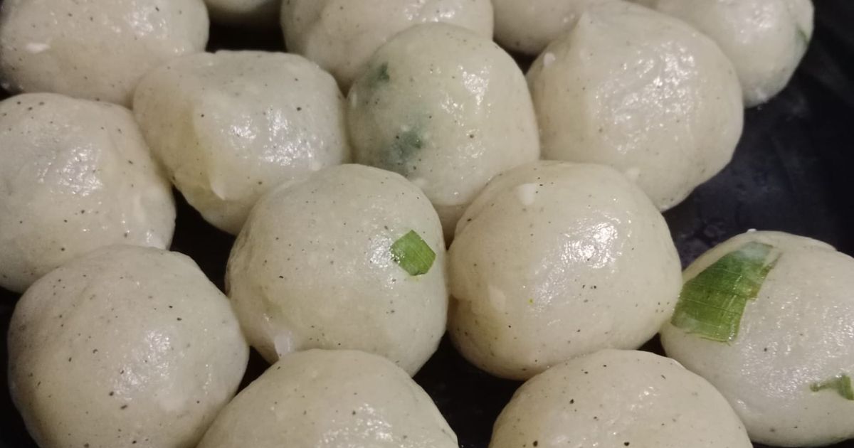 Cilok shredded keju & parmesan