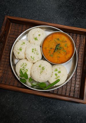 इडली सांभर रेसिपी मुख्य फोटो