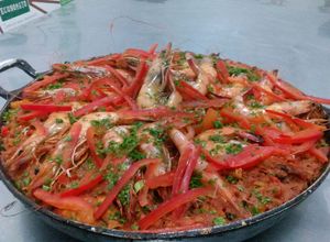 Una foto de Paella Marinera