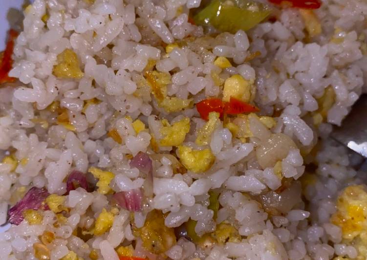 Resep Nasi goreng putih anti gagal oleh Keykc - Cookpad