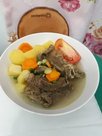 Cara Gampang Membikin Resep Sup tulang sapi yang Uenak Anti Ribet, Lezat Sekali