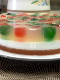 A picture of Jelly Fruit Cake.