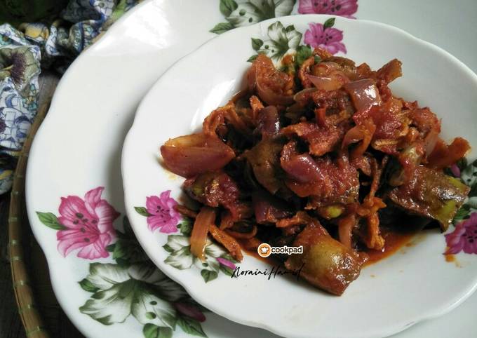 Sambal kering ikan bilis petai