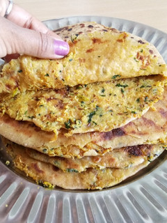 मूली के पराठे (Mooli ke parathe recipe in hindi) रेसिपी मुख्य फोटो
