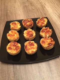 Una foto de Mini tartaletas de bacalao