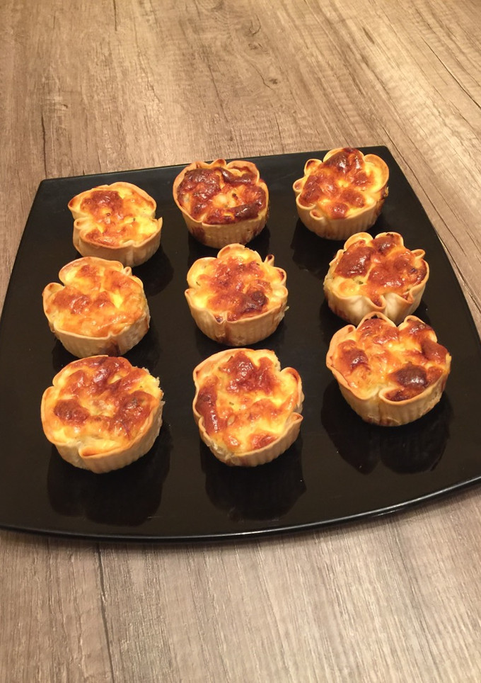 Una foto de Mini tartaletas de bacalao