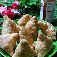 Somosa A picture of Somosa.
