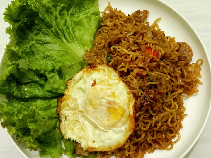 Bagaimana Menyiapkan Mi goreng rumahan rasa mi goreng abang-abang pujasera Anti Gagal