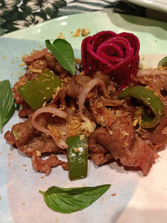 酸甜醬塔香燒肉片-飛利浦氣炸鍋 的食譜成品照片