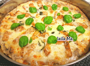 صورة لوصفة بيتزا ألفريدو الايطالية 🍕🧀🍗