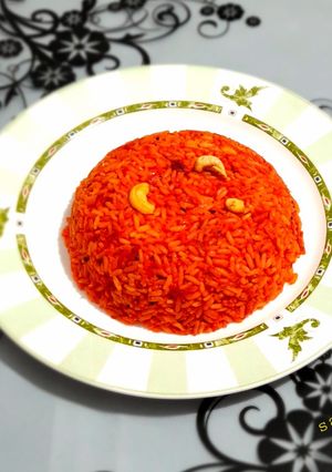 A picture of Beetroot Pulao.