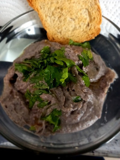 Una foto de Hummus de Porotos Negros