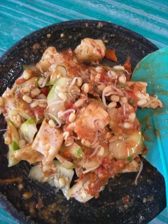 Cara Gampang Menyiapkan Resep Rujak petis madura yang Lezat Anti Ribet, Mantap