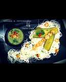 Thai Green Coconut Curry Shrimps with Rice noodles