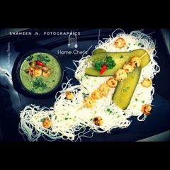 A picture of Thai Green Coconut Curry Shrimps with Rice noodles.