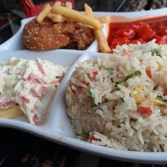 A picture of Chinese platter.