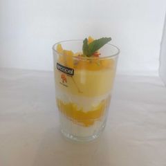A picture of Eggless Mango mousse.