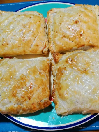Easy Steps to Prepare Recipes Beef Potato Puff Pastry with Dip Sauce 😚🐂🍅🥕🌶🌯🌻🍽😍 the Delicious Make You Drink.
