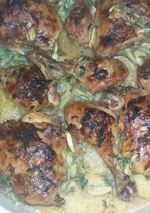 A picture of Chicken and Potato Tray (Roast).