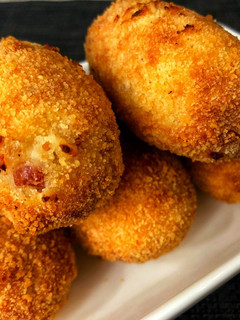 Una foto de Croquetas de jamón en freidora de aire