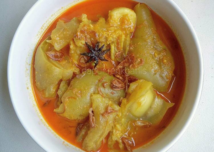 Langkah Mudah untuk Menyiapkan Gulai tunjang/kikil sapi yang Bikin Ngiler