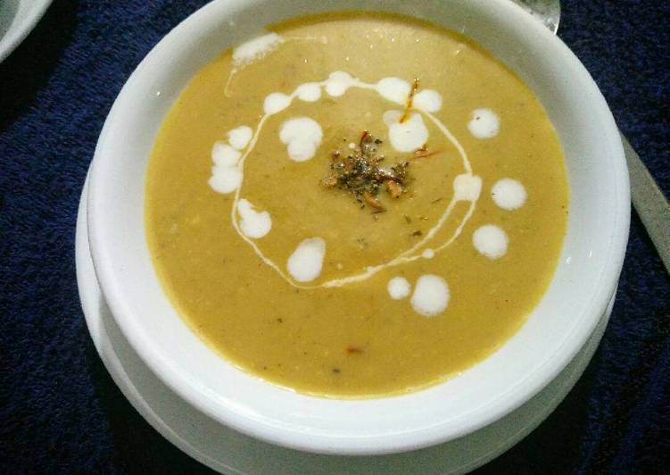 Saffron Pumpkin soup