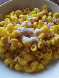 Una foto de Mac & cheese de mi hija Esperanza 🧀