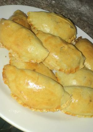 A picture of Baked Meat pie.