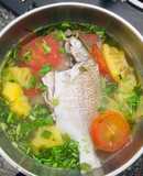 Canh cá hanh nấu thơm cà