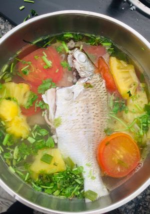 Hình của món Canh cá hanh nấu thơm cà.