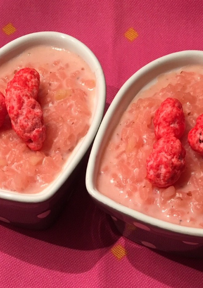 Una foto de Arroz con leche y pralines Rosas