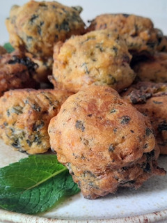 Una foto de Buñuelos de acelgas