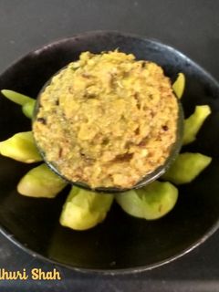 बेल वांग्याची चटणी (Bel Vangyachi Chutney Recipe In Marathi) रेसिपी चे मुख्य फोटो