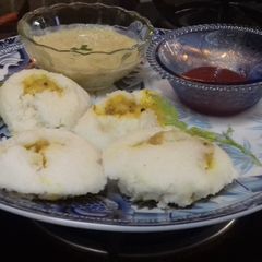 A picture of Stuffed idli healthy breakfast.