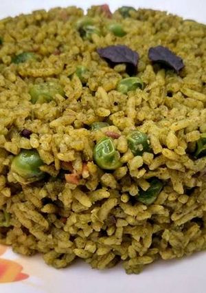 A picture of Spinach and Green Peas Pulao.