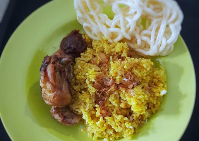 Nasi Kebuli Ayam Magicom