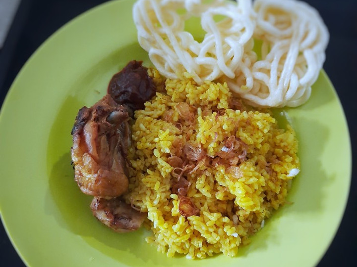 Resep: Nasi Kebuli Ayam Magicom Murah