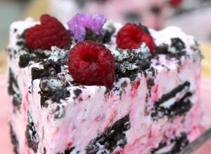 Zdjęcie przepisu Malinowy torcik oreo.