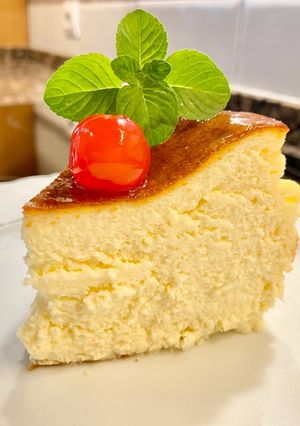 Una foto de Tarta de Queso Muy Esponjosa (“Very Fluffy” Cheesecake)