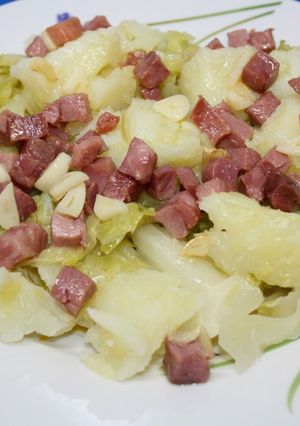 Una foto de Berza o Repollo con patatas