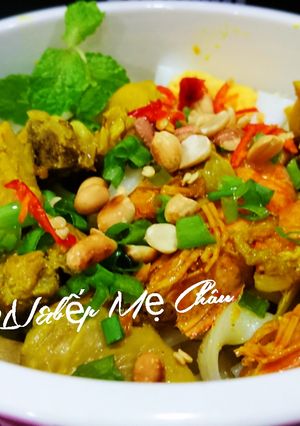 Hình của món Mì Quảng thập cẩm.