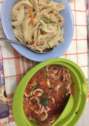 Foto resep Oseng Jamur dan Sambal Cumi