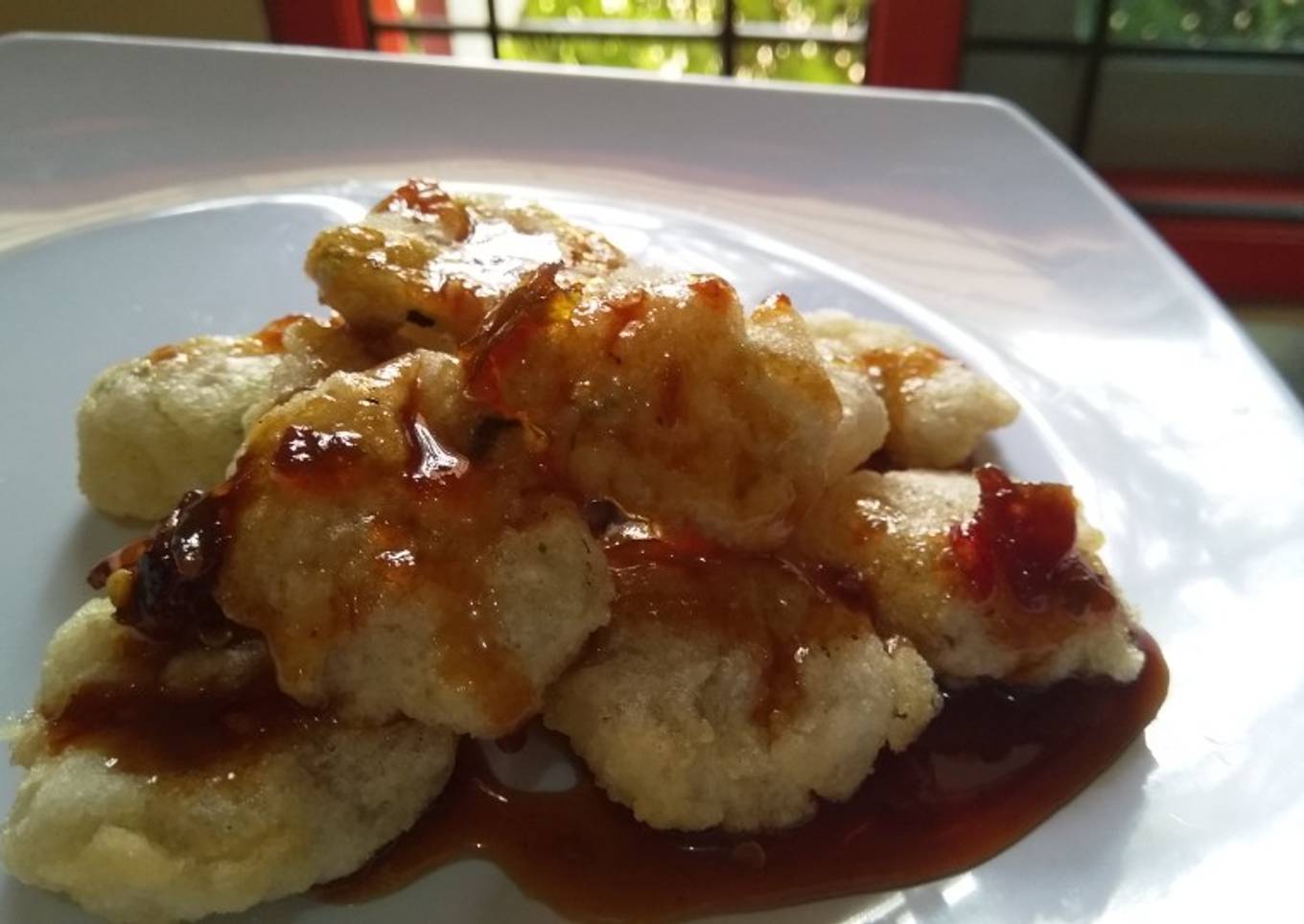 Sajikan salad es krim