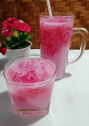 Foto resep 889.Es Lumut Strawbery