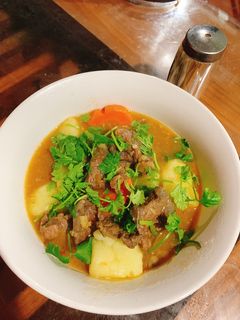 Hình của món Bò sốt vang.