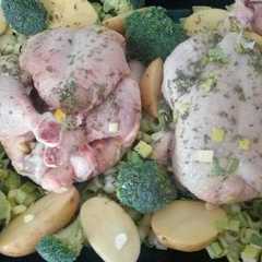 Una foto de Pollo al horno